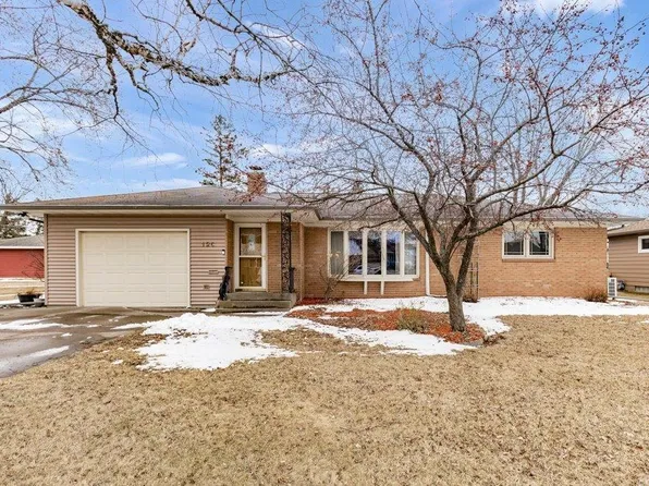 12 C Hayes Ct, Superior, WI 54880