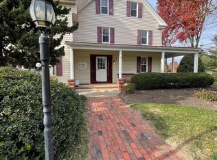 810 N Lenola Rd, Moorestown, NJ 08057