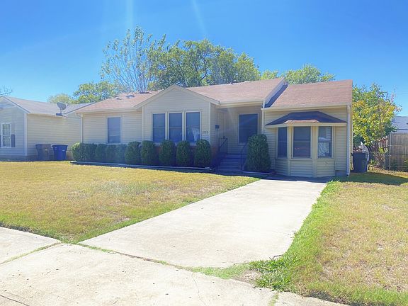 2nd image of 2322 Fenwick Dr