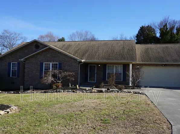 867 Westgate Dr, Alcoa, TN 37701