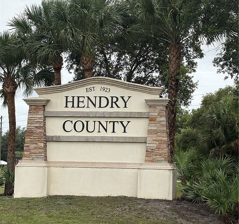 1st image of 2484 Hendry Isles Blvd