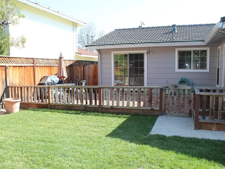 1751 Curtner Ave — Photo 15