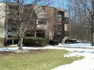 500 Woodingham Dr APT 4, East Lansing, MI 48823