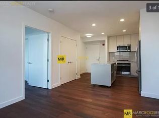 80 Fenwood Rd UNIT 907, Boston, MA 02115