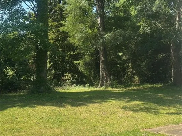 987 Winward Rd, Norfolk, VA 23513