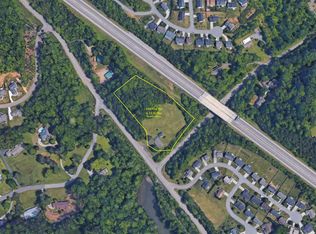 648 Fox Rd, Knoxville, TN 37922