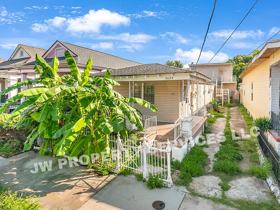 2633 Governor Nicholls St