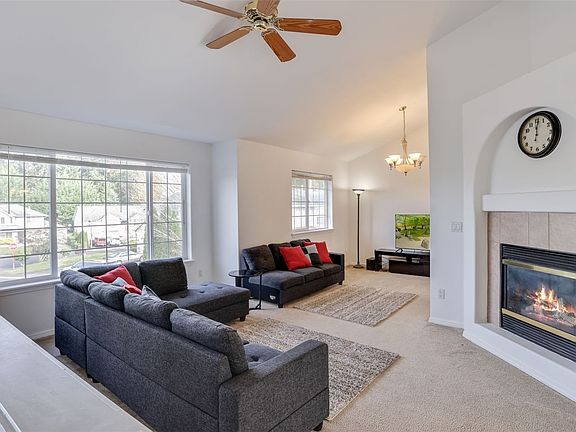 5th image of 14315 SE 282nd Street