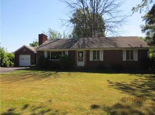 4928 Fair Oaks Dr, Toledo, OH 43613