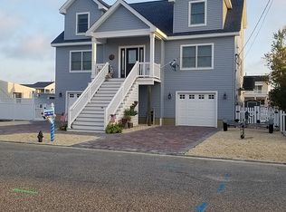 22 Myrtle Dr, Manahawkin, NJ 08050