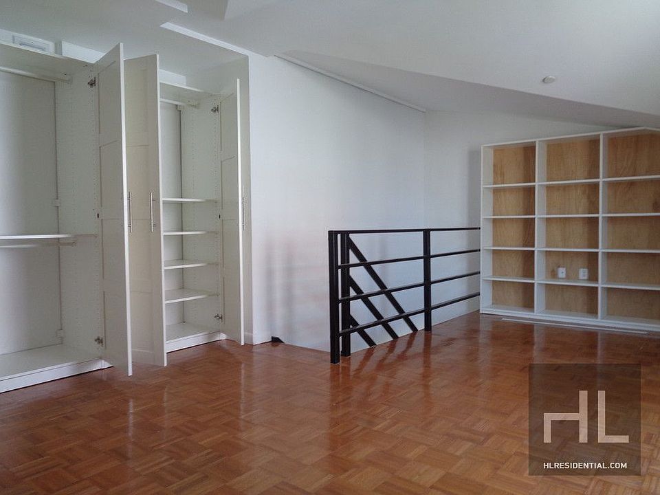1st image of 893 Pacific St APT 4a