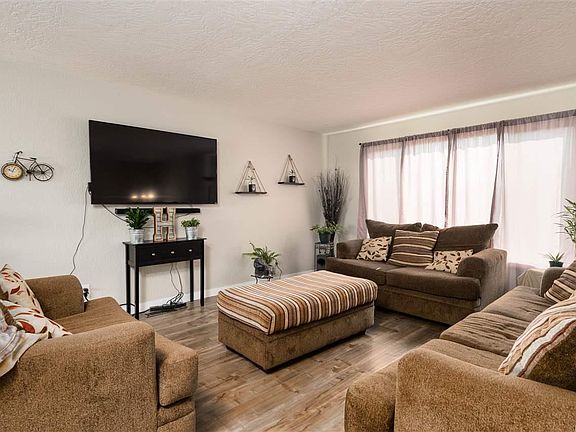 2nd image of 1716 S Rainier Pl
