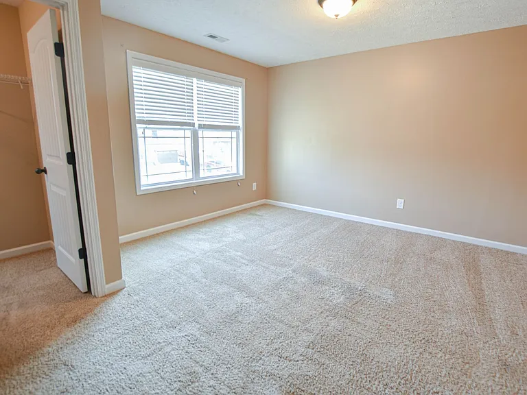771 Sturdivant Dr — Photo 13