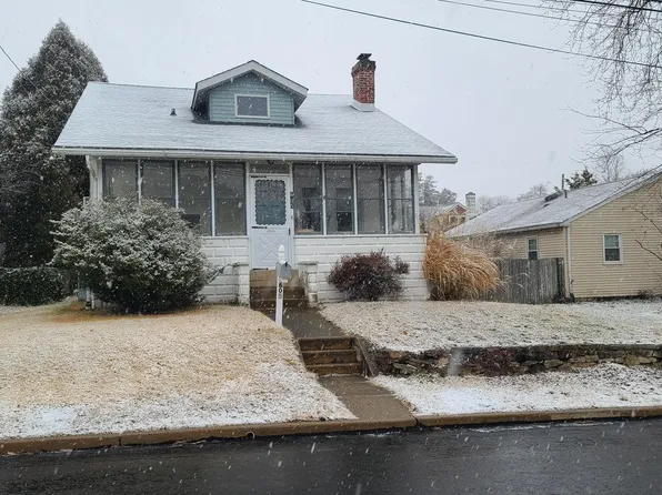 605 Fairhill St, Willow Grove, PA 19090