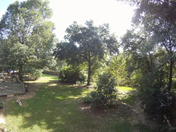 203 Doe Dr, Prattville, AL 36067