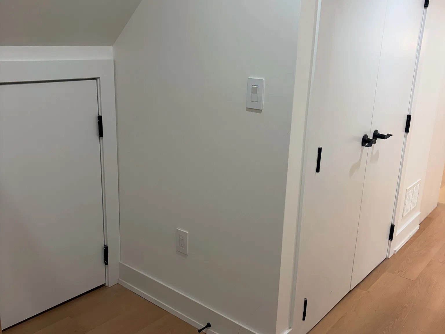 2 bed, $2,300 — Photo 3
