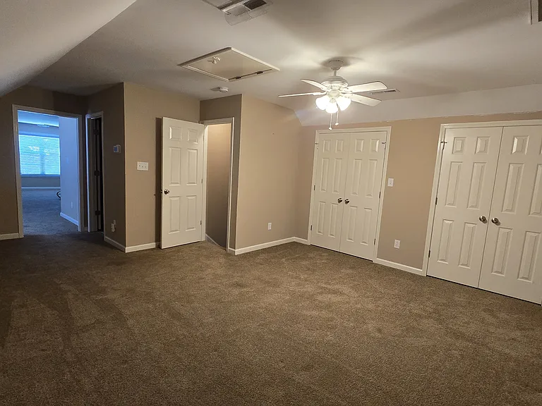 100 Jesse Dr — Photo 16