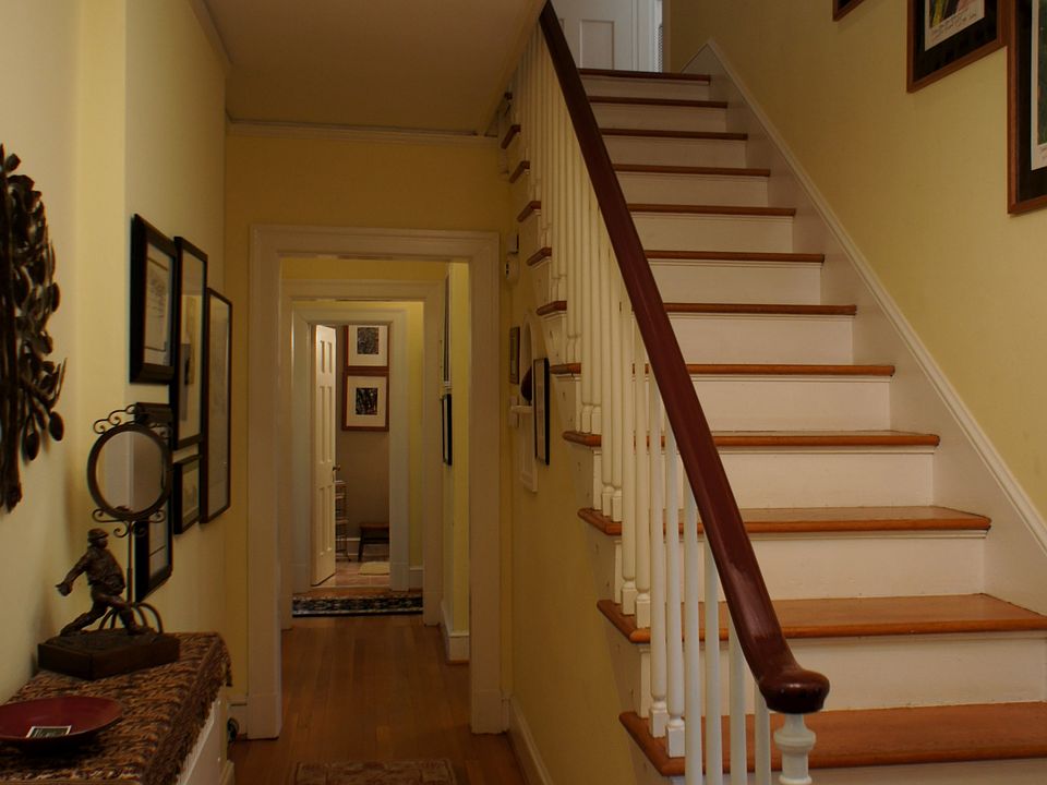 1st image of 288 Linden Dr