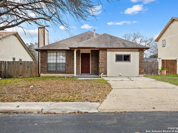 11414 Red Feather Ln., San Antonio, TX 78245