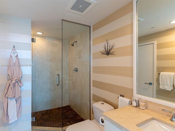 4th image of 6799 Collins Ave APT 704
