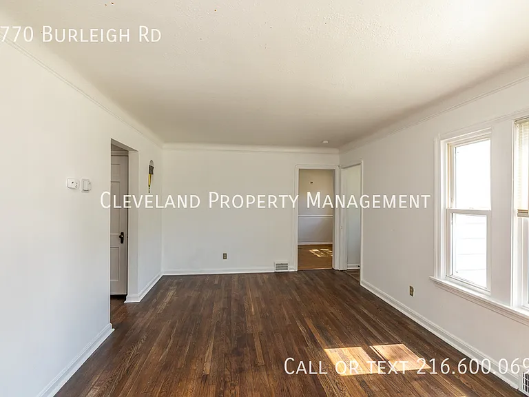 4770 Burleigh Rd — Photo 5