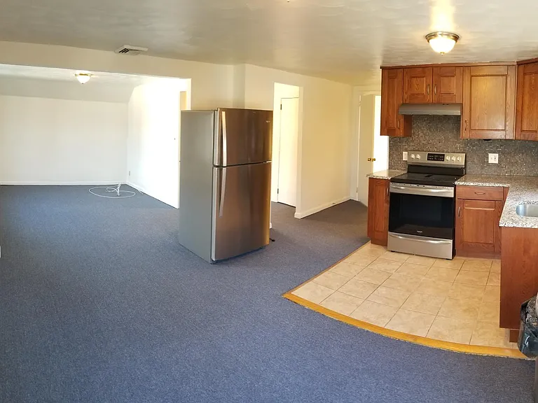 389 Main St #3 — Photo 5