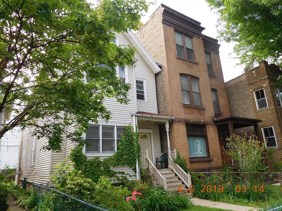 2670 N BURLING....TWO-FLAT ON RT-4 25' x 105' LOT.  IDEAL OPPORTUNITY TO BUILD A HIGH END SINGLE FAM