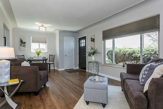 3 bed, 2.0 bath, 1950 sqft, $2,800 — Photo 2