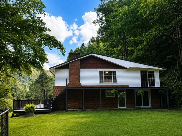 497 Bee Hive Rd, Slemp, KY 41763