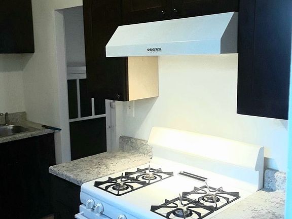 3rd image of 4851 S Evans Ave #2