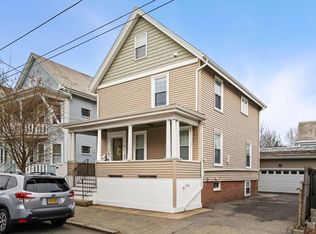 21 Hancock St #2, Salem, MA 01970