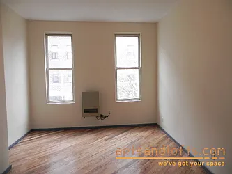 Rented by aptsandlofts.com