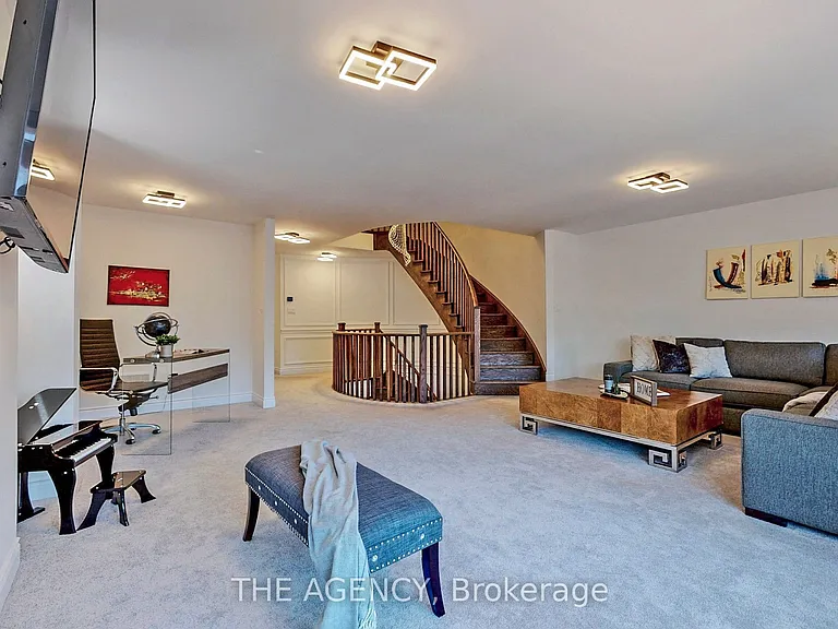 7 Kipling Grove Ct — Photo 13