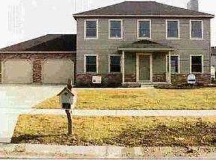 1065 Cardinal Bay Dr, Oregon, OH 43616