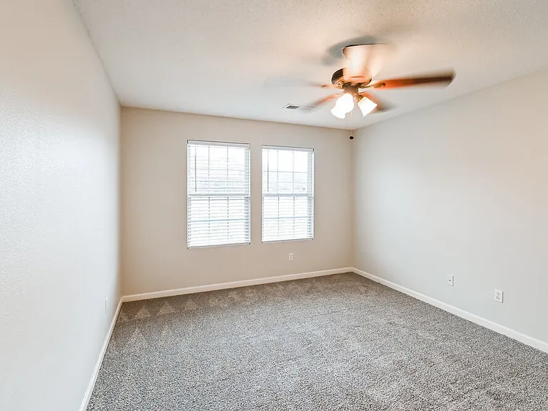 4613 Sweet Whisper Ln — Photo 10