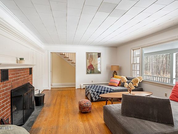 3rd image of 189 New Marlboro Southfield Rd