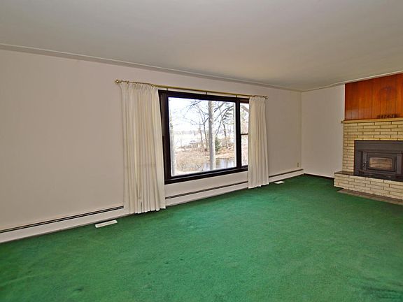 3rd image of 14745 Ammeraal Ave