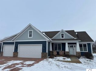 25188 Cape Ln, Cleveland, MN 56017