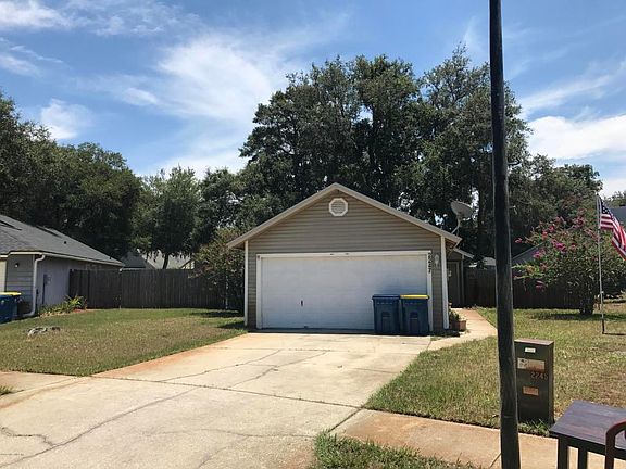 3rd image of 2247 Destine Ln