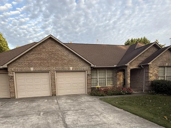 1656 Peppertree Dr, Alcoa, TN 37701