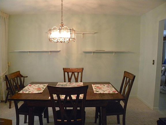 4th image of 308 Dorset Dr