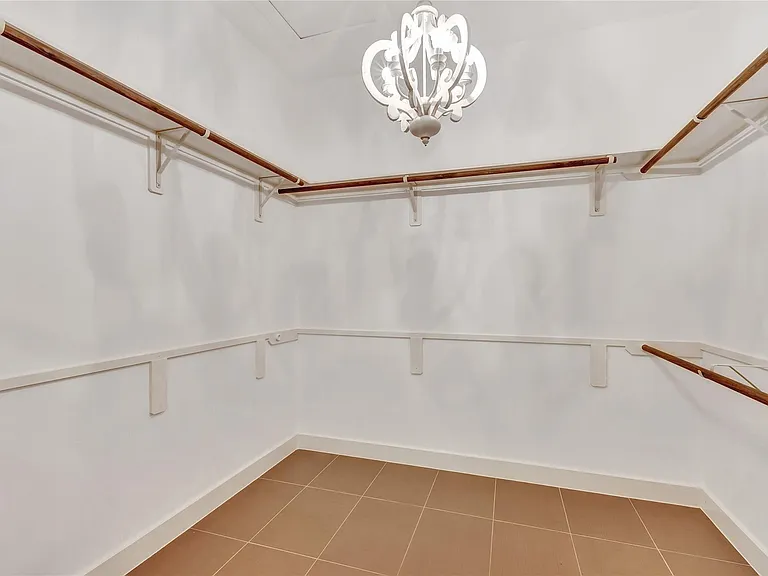 2323 Polk St #305 — Photo 26