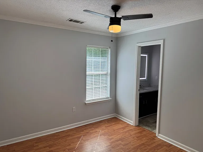12607 Hunters Forest Cv — Photo 16