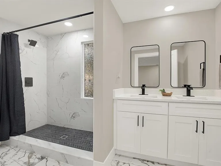 18803 Tracer Dr — Photo 16