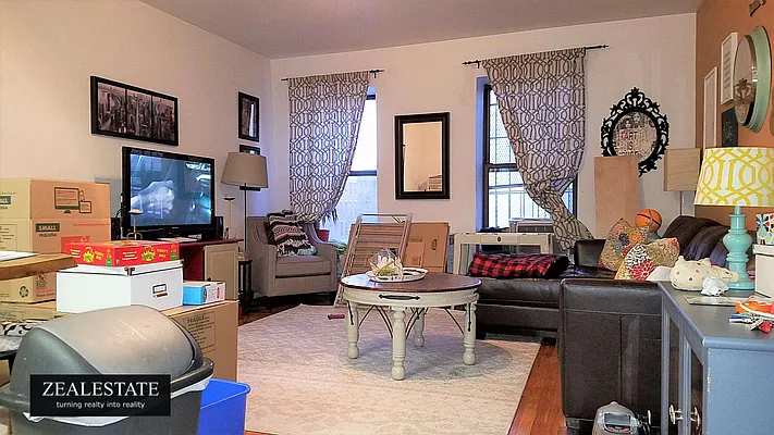 Rented by ZealEstate Group Inc | media 34