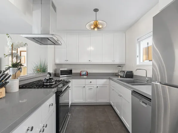 707 1/2 6th Ave #707-1/2, Venice, CA 90291