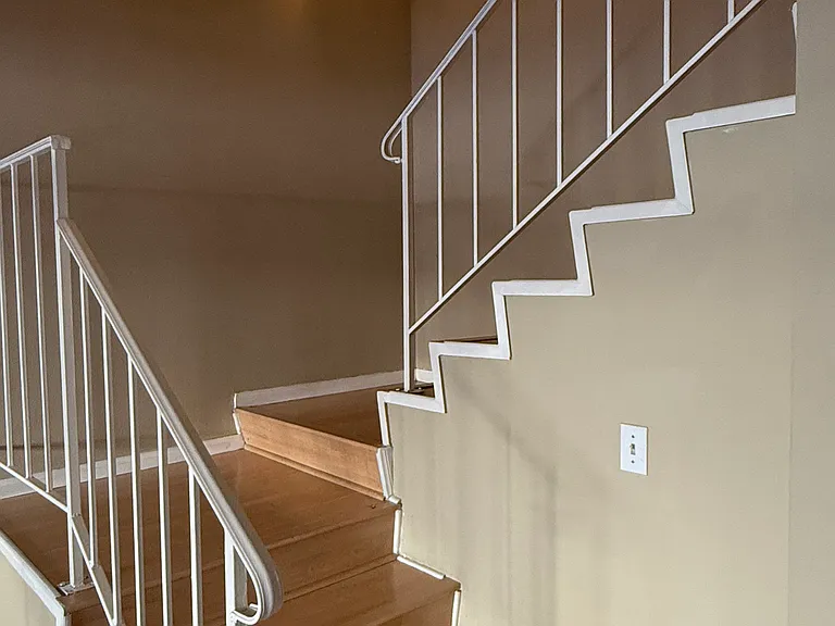 1224 S Cypress Ave #D — Photo 10