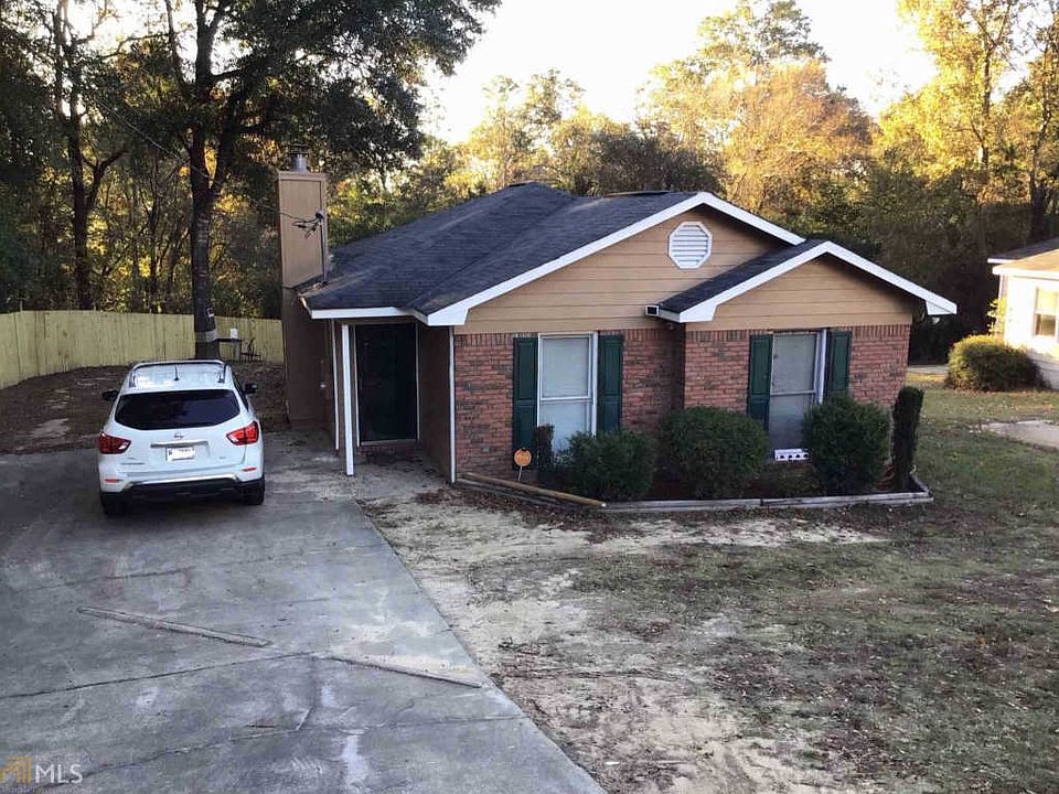 1st image of 747 Vista Dr
