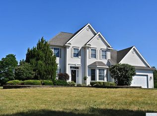 124 Blossom Ln, Valatie, NY 12184