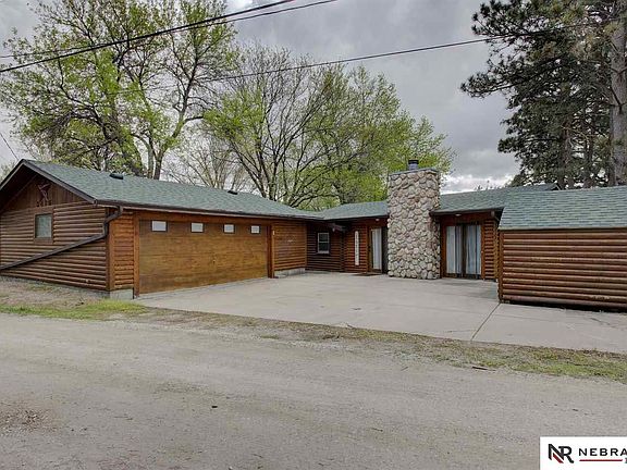 2nd image of 3415 N 267th Plz
